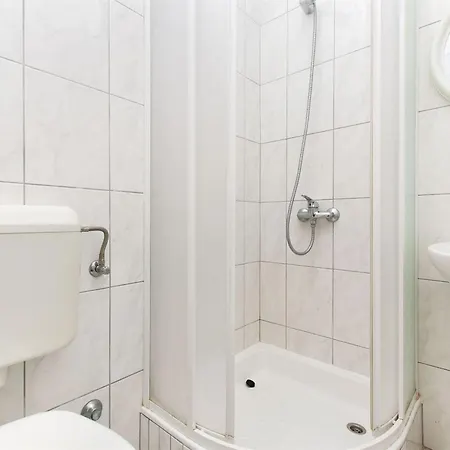 Apartment Neva Sumpetar