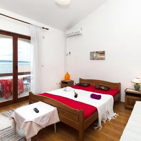 Neva Apartman